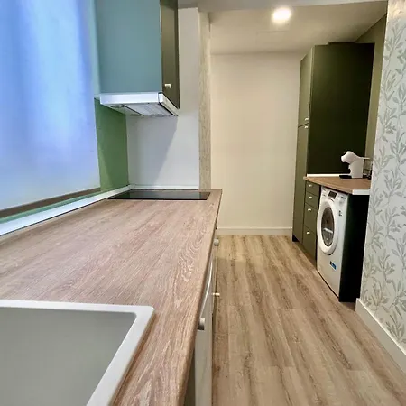 Nicole Gam * Alicante